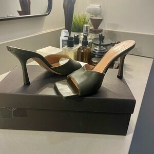 Bottega Veneta Green Leather Mules